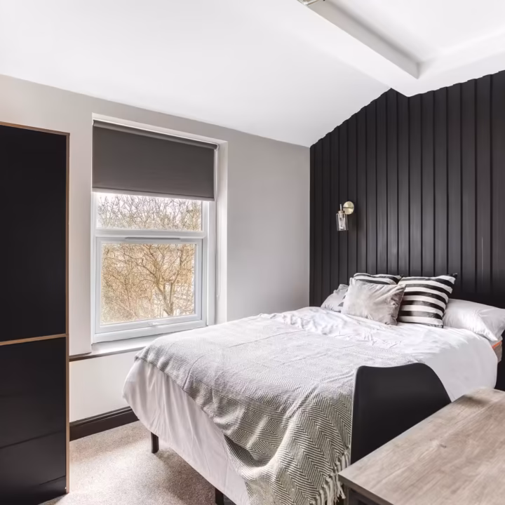 Room 5, London Road, DE24