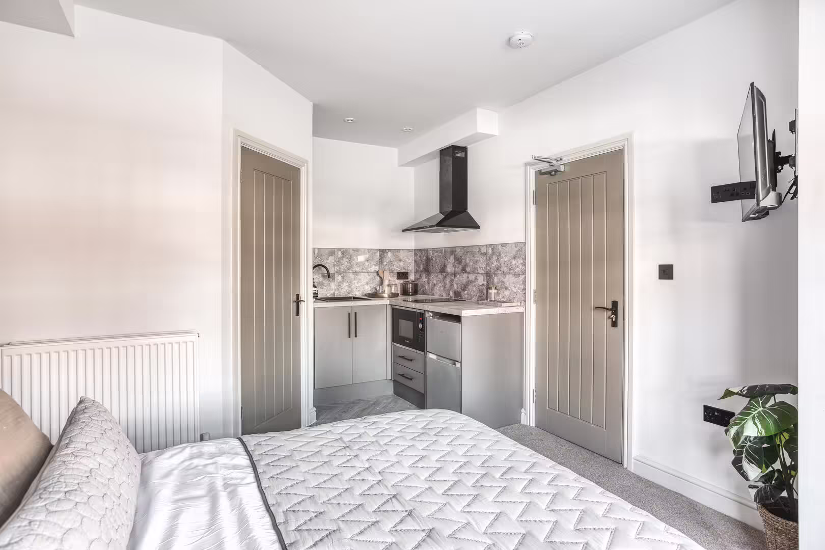 Studio 1, 407, Baker Street, Alvaston, Derby