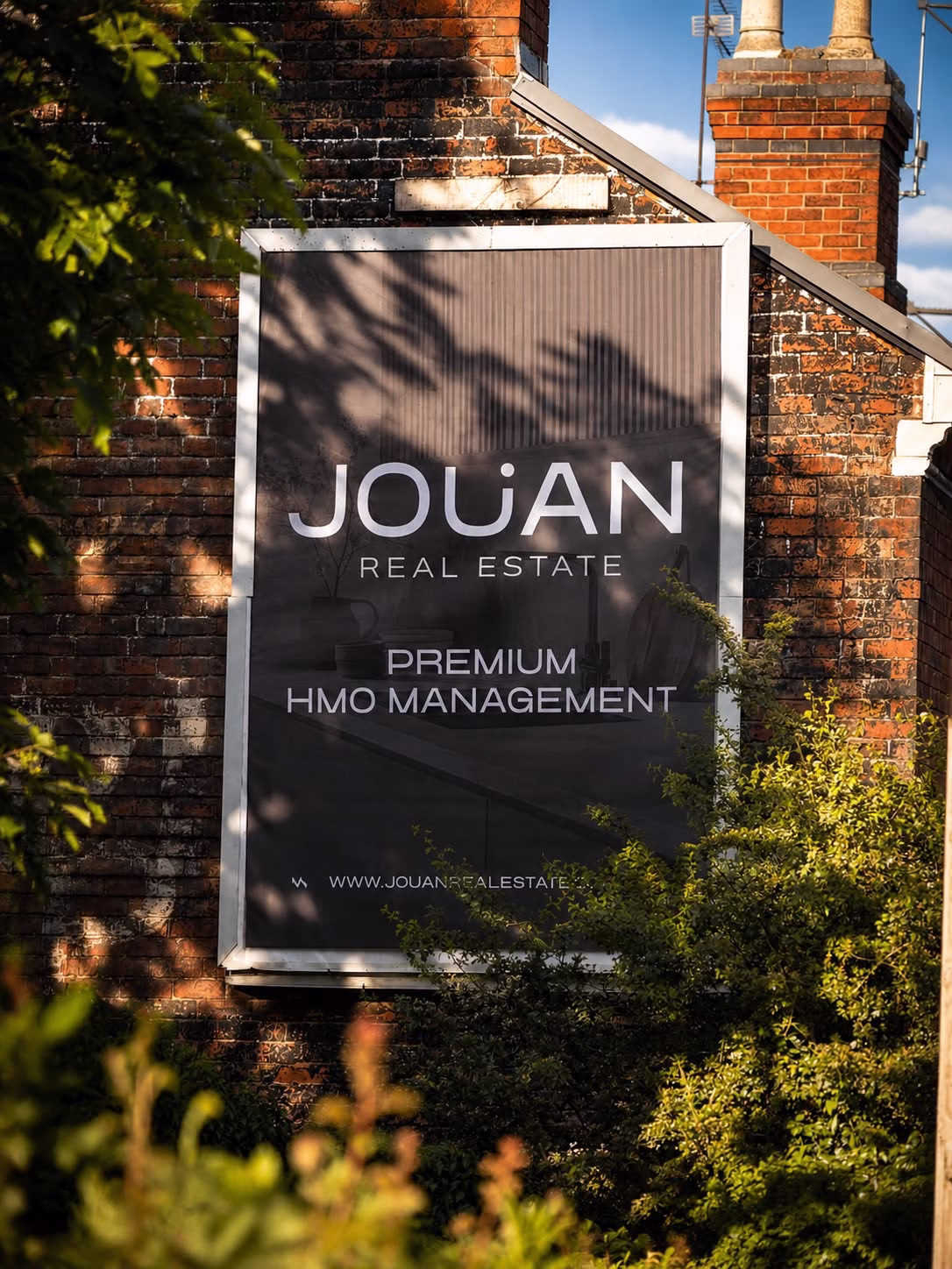 A tenant settled in a Jouan-managed home
