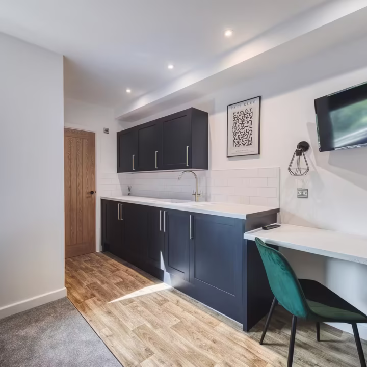 Studio 5, May Street, DE22