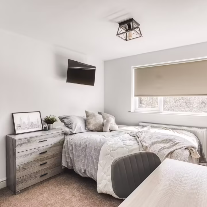 Room 3, 407, Baker Street, Alvaston, Derby