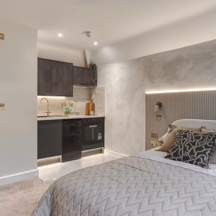 Studio 6, Chevin Road, DE1