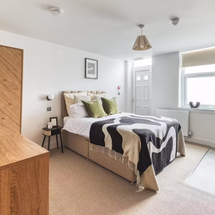 Studio 1, Mitchell Street, NG10
