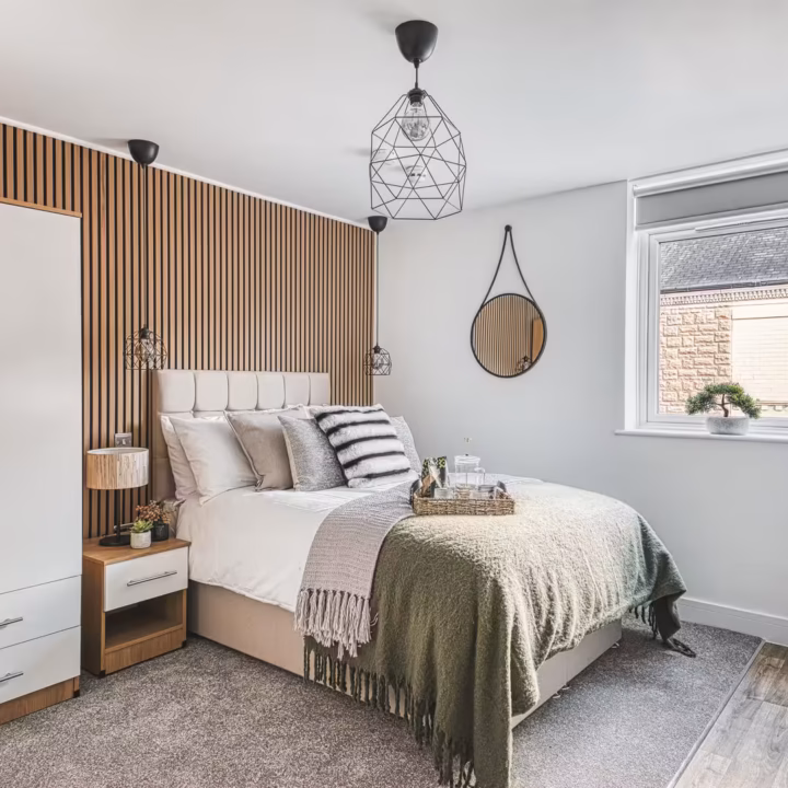 Room 3, Bennett Street, NG10