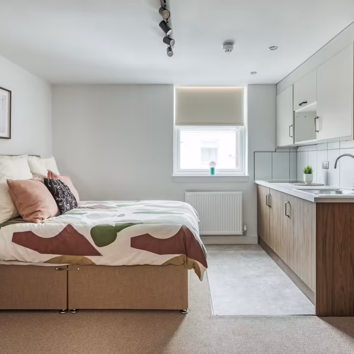 Studio 3, Mitchell Street, NG10